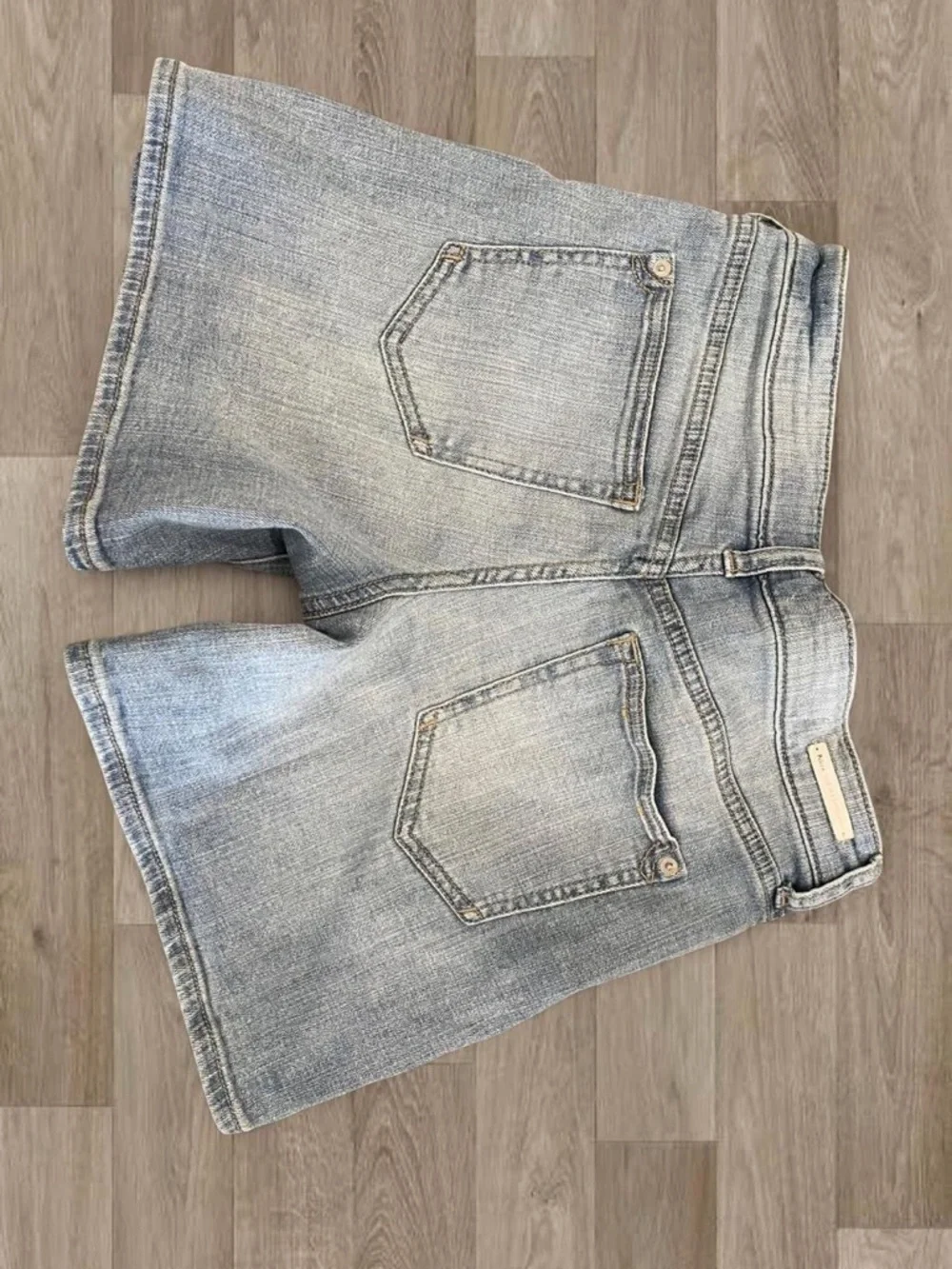 Light Wash Distressed Denim Women’s Shorts - Picture 2 of 2